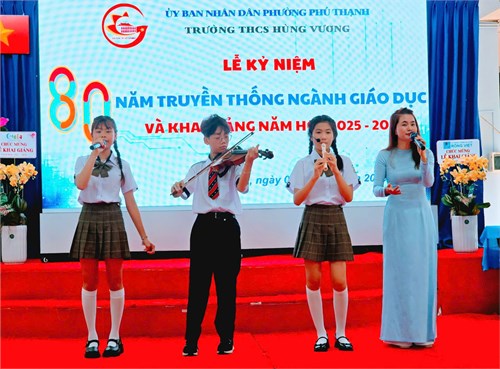 Trường THCS Hùng Vương long trọng tổ chức Lễ Khai Giảng năm học 2025 - 2026